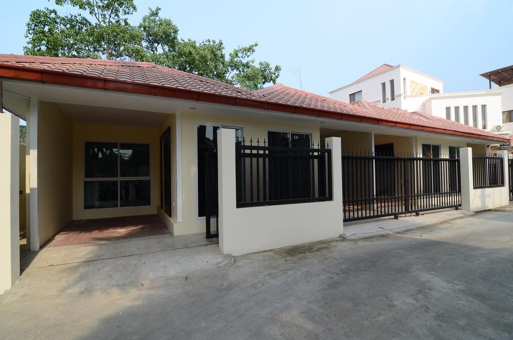 Vista Residence Yangon Bagian luar foto